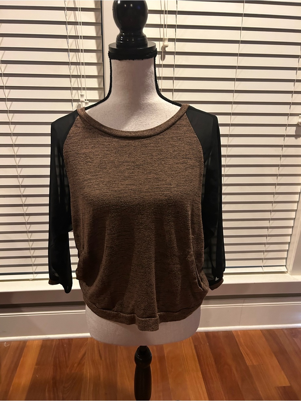 Juniper LN Two-Tone Brown Knit Top with Black Sheer Raglan Sleeves size S